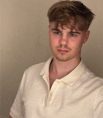 Headshot_V4
